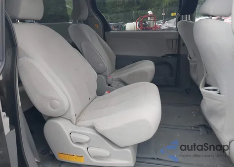 2012 Toyota Sienna Le 7 Passenger из США, поврежденный, VIN 5TDJK3DC1CS035944